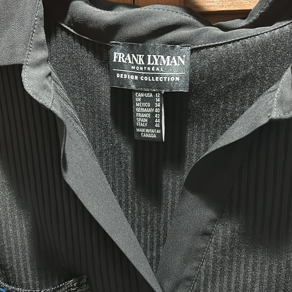 FRANK LYMAN SLEEVELESS TOP rhinestone pockets black /silver stones across - Picture 4 of 4